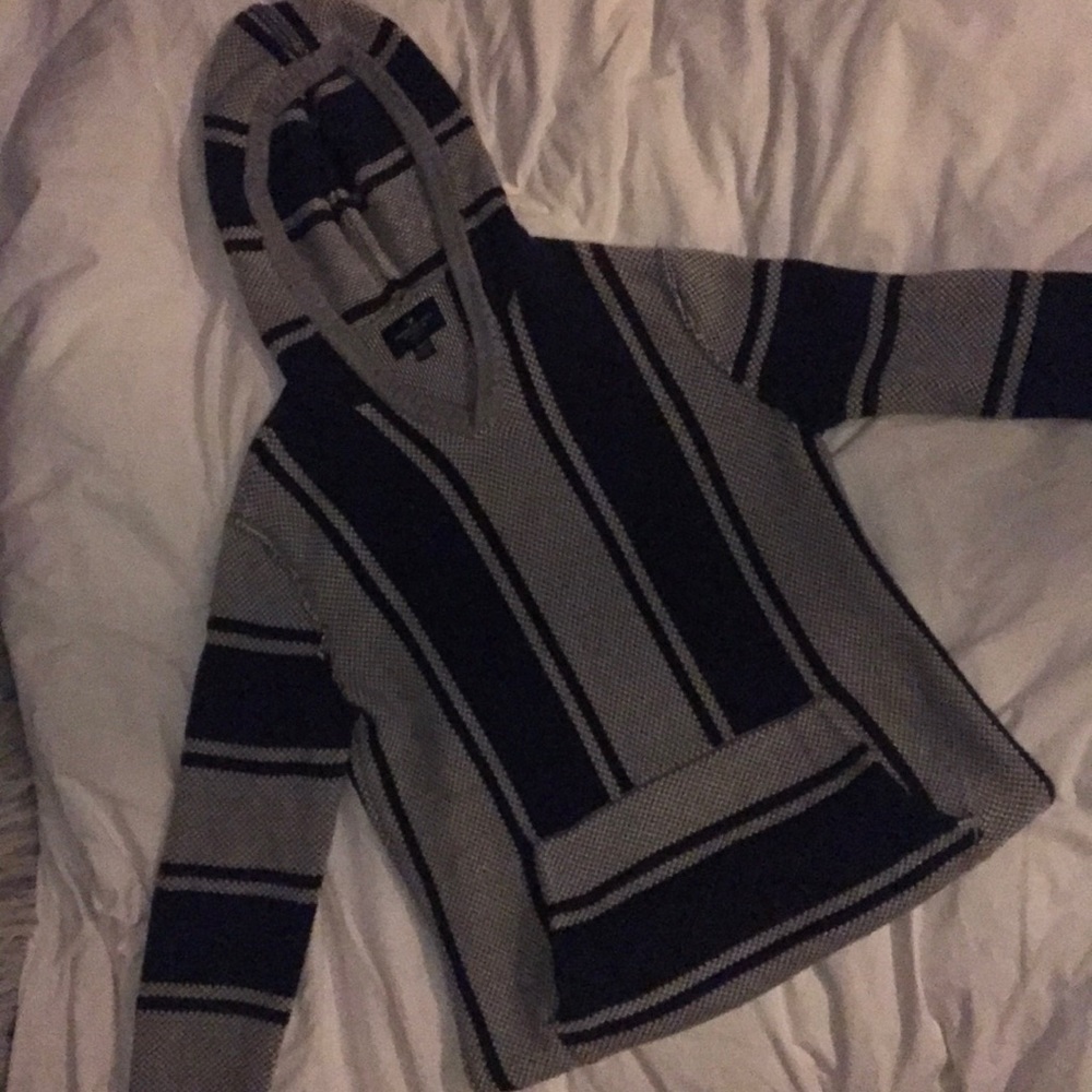 American eagle sweater (poncho style)